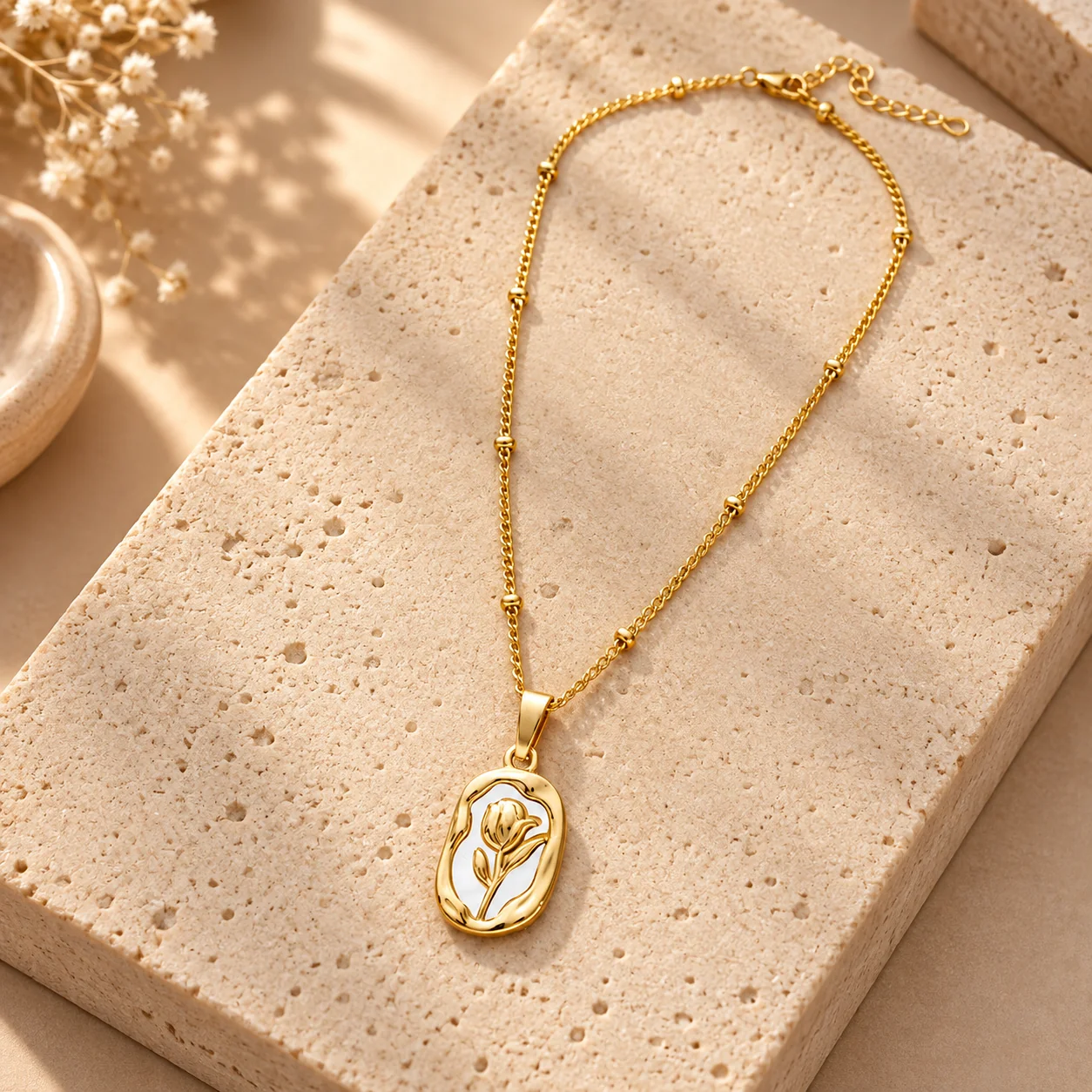 Gold-Plated Anti Tarnish Rose Themed Pendant Necklace for Women